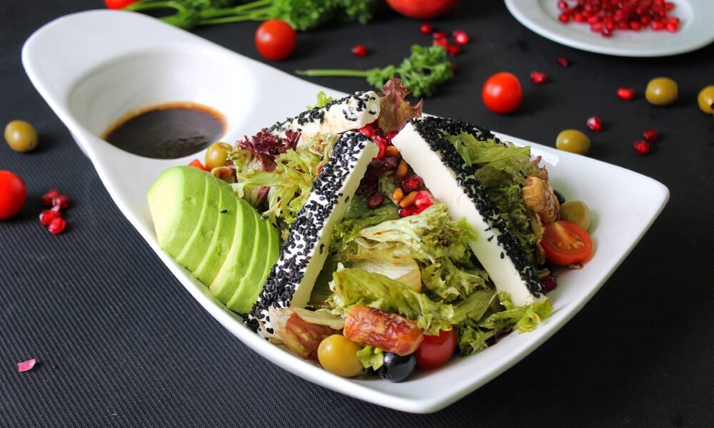 Best Ensalada con Palta Near Me