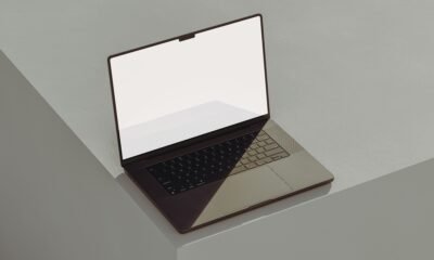 Laptop Computers With CD ROM